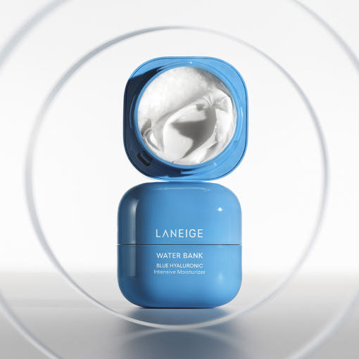 Application crème visage LANEIGE